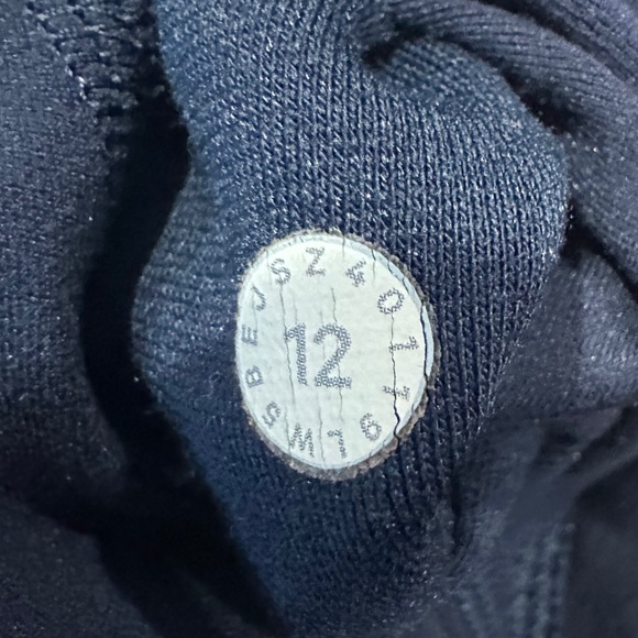 LuluLemon lululemon Align™ High-Rise Pant 25" True Navy size 12 - Picture 5 of 6